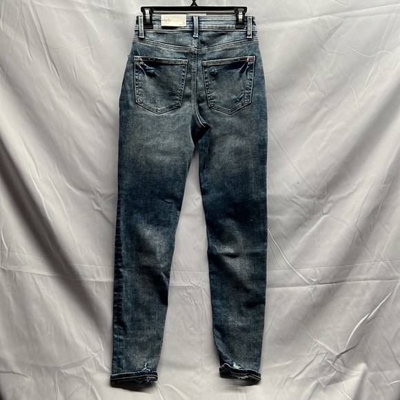 NWT - Maurices High-Rise "Boyfriend Edgely" Distressed Jeans - Size 0 Regular - Picture 6 of 11